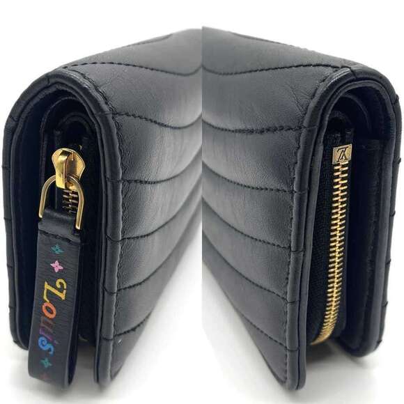 LOUIS VUITTON Black Wallet - Picture 3 of 6